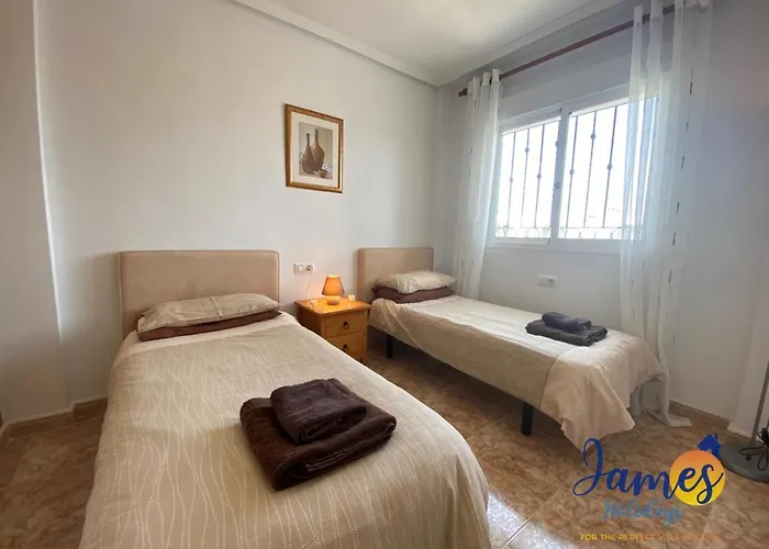 La Cinuelica, R3 1St Floor Apartment Com Pool L129