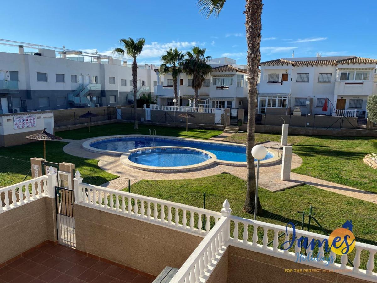 La Cinuelica, R3 1st Floor Com Pool L129 Apartment *